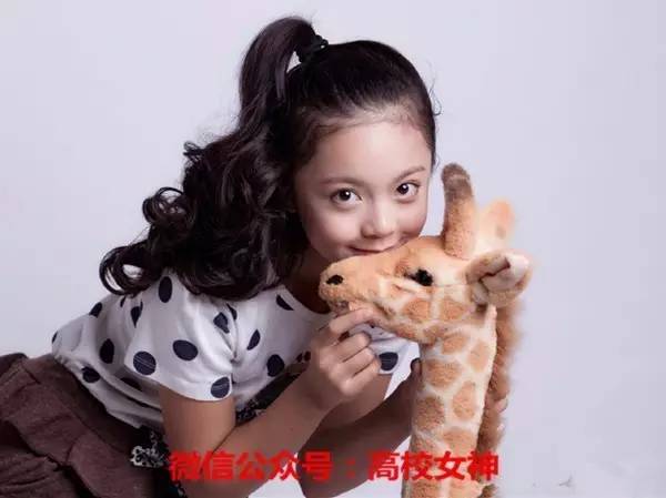 微信新星，赵今麦的二维码魅力