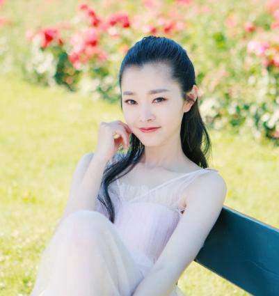 揭秘赵今麦的瓜，谁在幕后录下了这颗娱乐圈的甜美果实？