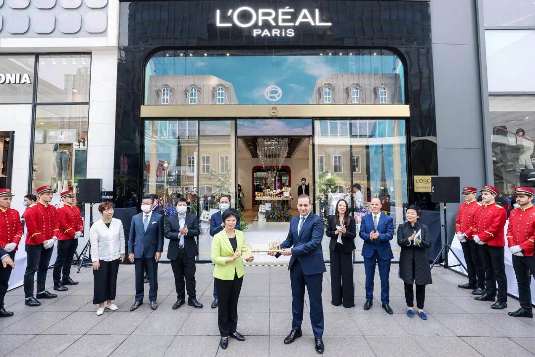 澳门开彩新趋势，解析新版走势图与未来预测2025新澳门开奖走势图