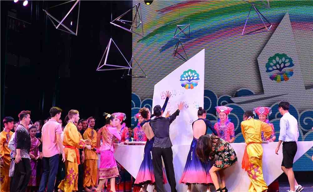 彩虹旗下的娱乐新风尚,探索多元文化的线上乐园彩虹旗娱乐论坛最新版本更新内容