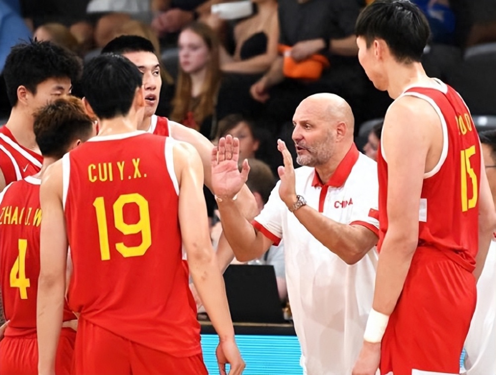 中国男篮世界杯出线之路的坚韧与希望—从挑战到突破中国男篮世界杯出线名单